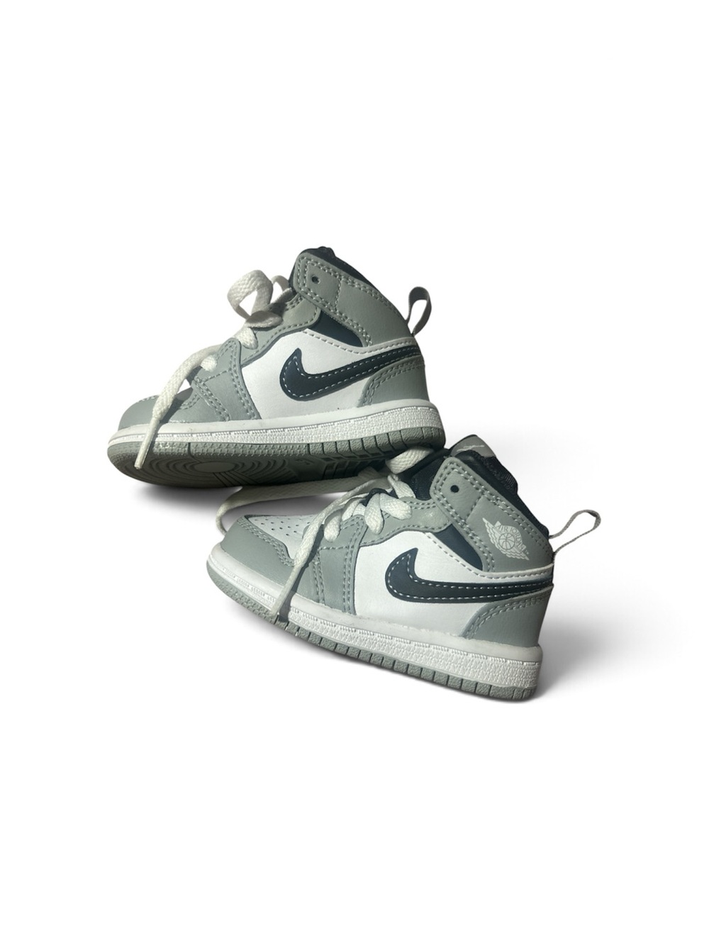 Nike Kids High-Top Sneakers in Light Gray, White and Dark Gray